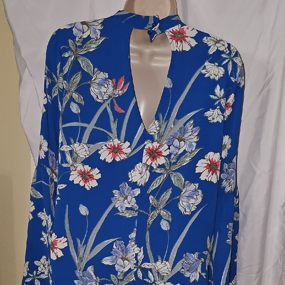 Liberty Love Blue Floral Blouse with Choker - Picture 6 of 7